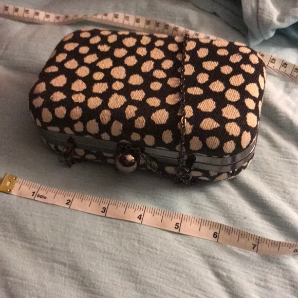 Clutch - Picture 3 of 3